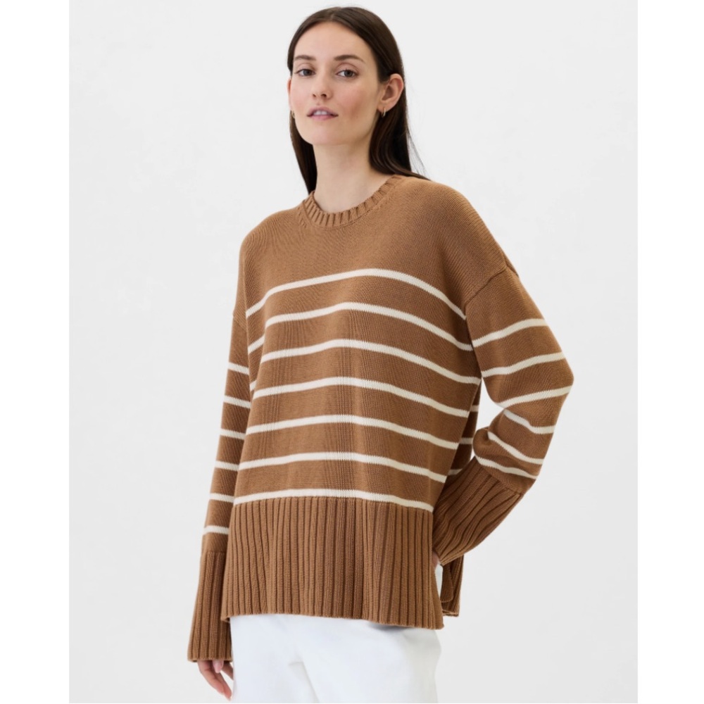 Gap Oversized 24/7 Split-Hem Crewneck Sweater